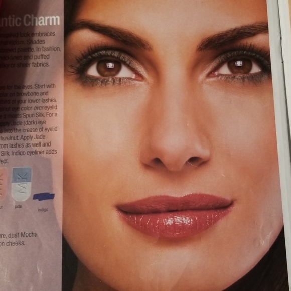 Beach Bronze: Mary Kay Lip Gloss - Picture 4 of 6